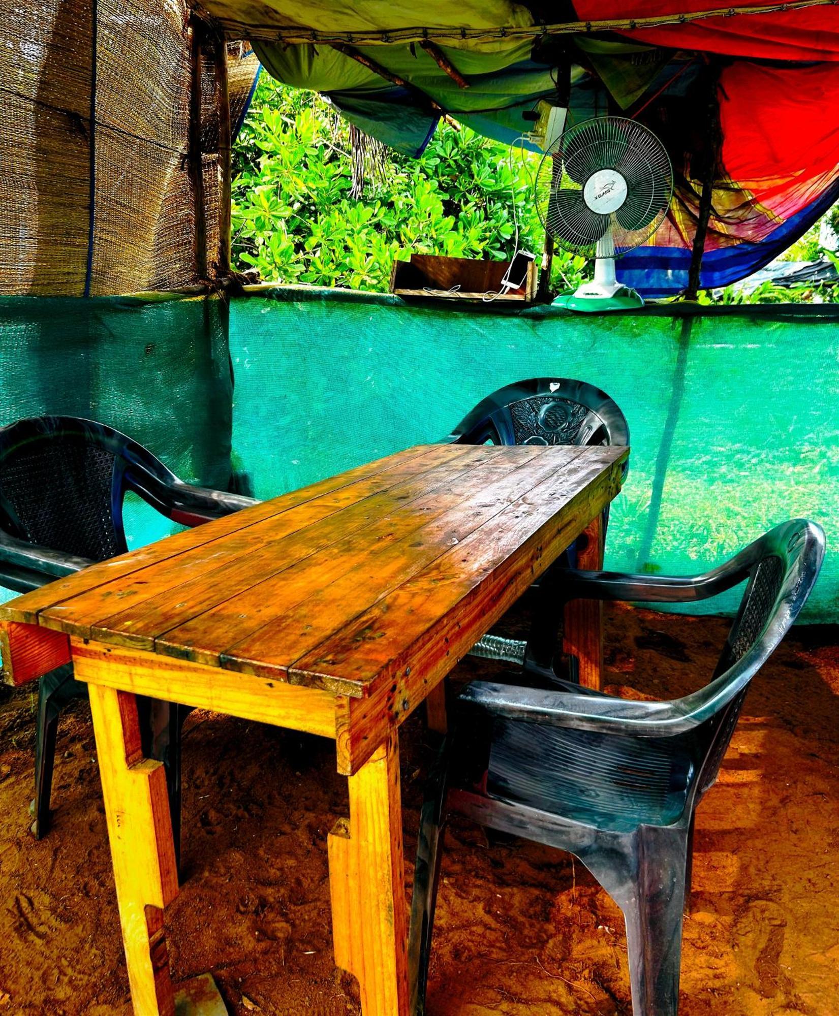 Boomerang Community Auroville Buitenkant foto