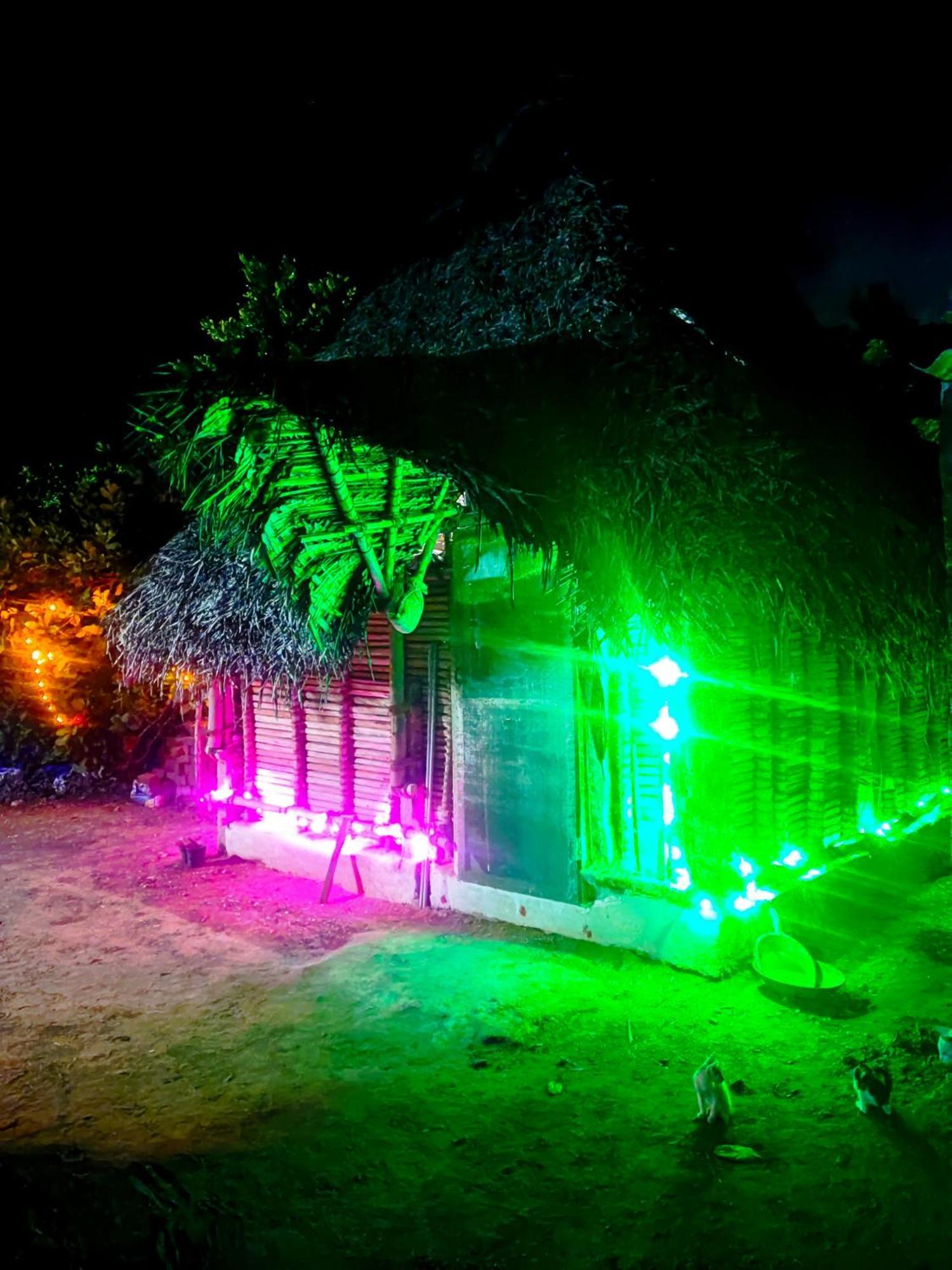 Boomerang Community Auroville Buitenkant foto